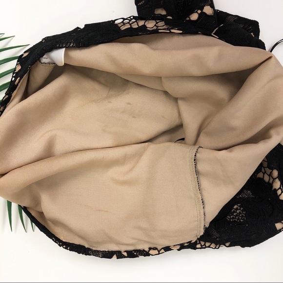 Stylestalker | Revolve “Scarlet” Plunge Lace Dress - Picture 11 of 13